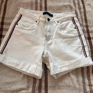 Tommy Hilfiger white shorts great like new condition